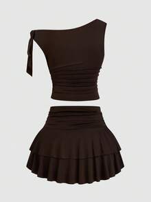 Sweetra Bộ váy hai mảnh tối giản không tay xếp ly eo kim loại màu nâu, trang trí vai bất đối xứng cỡ lớn - màu nâu - Xem 2