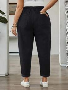 SHEIN CURVE+ 大码女式荷叶边腰袋锥形休闲牛仔裤 - 黑色 - 查看 2