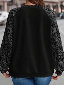 EMERY ROSE Plus Size Women Casual Leopard Print Contrast Color Sleeve Sweatshirt, Suitable For Fall/Winter