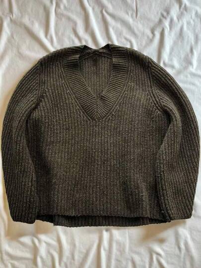 Lalippa Women's Solid Color Casual V-Neck Loose Long Sleeve Sweater