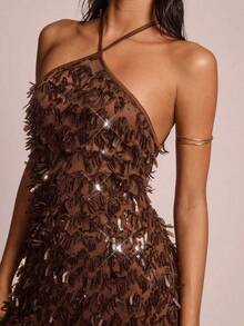 Glamine Damska sukienka w kolorze kawy z haftowanymi frędzlami i odkrytymi plecami, Sukienka damska w kolorze kawy, Elegancka sukienka na imprezę, Modna sukienka na wakacje z koralikami - Kawa - Zobacz 5