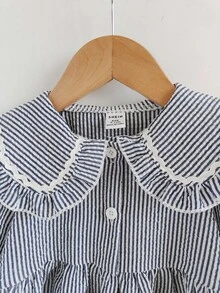 SHEIN Playful Pals 女宝宝荷叶边领条纹长袖上衣配阔腿裤可爱两件套