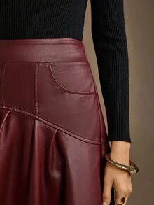 MOTF PREMIUM 女款 ENCORE 红色 PU 皮革 A 字褶裙