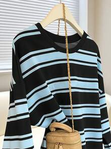 Franclia Women's Colorful Striped Print Crew Neck Casual Sweatshirt, Long Sleeve, Autumn/Winter
