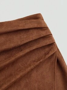 Vibekara Plus Size Brown Pleated Asymmetric Decorative Zipper Back Suede Fuzzy Short Skirt, Minimalist Commuter Style, Autumn/Winter - Brown - View 3