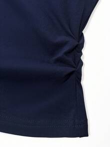 Franclia 撞色领 T 恤，领口和袖口有撞色饰边，腰部有褶饰，舒适 T 恤