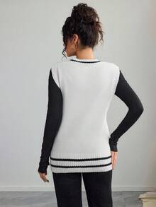 SHEIN Maternity V-Neck Twist Cable Contrast Trim Casual Sleeveless Sweater Vest