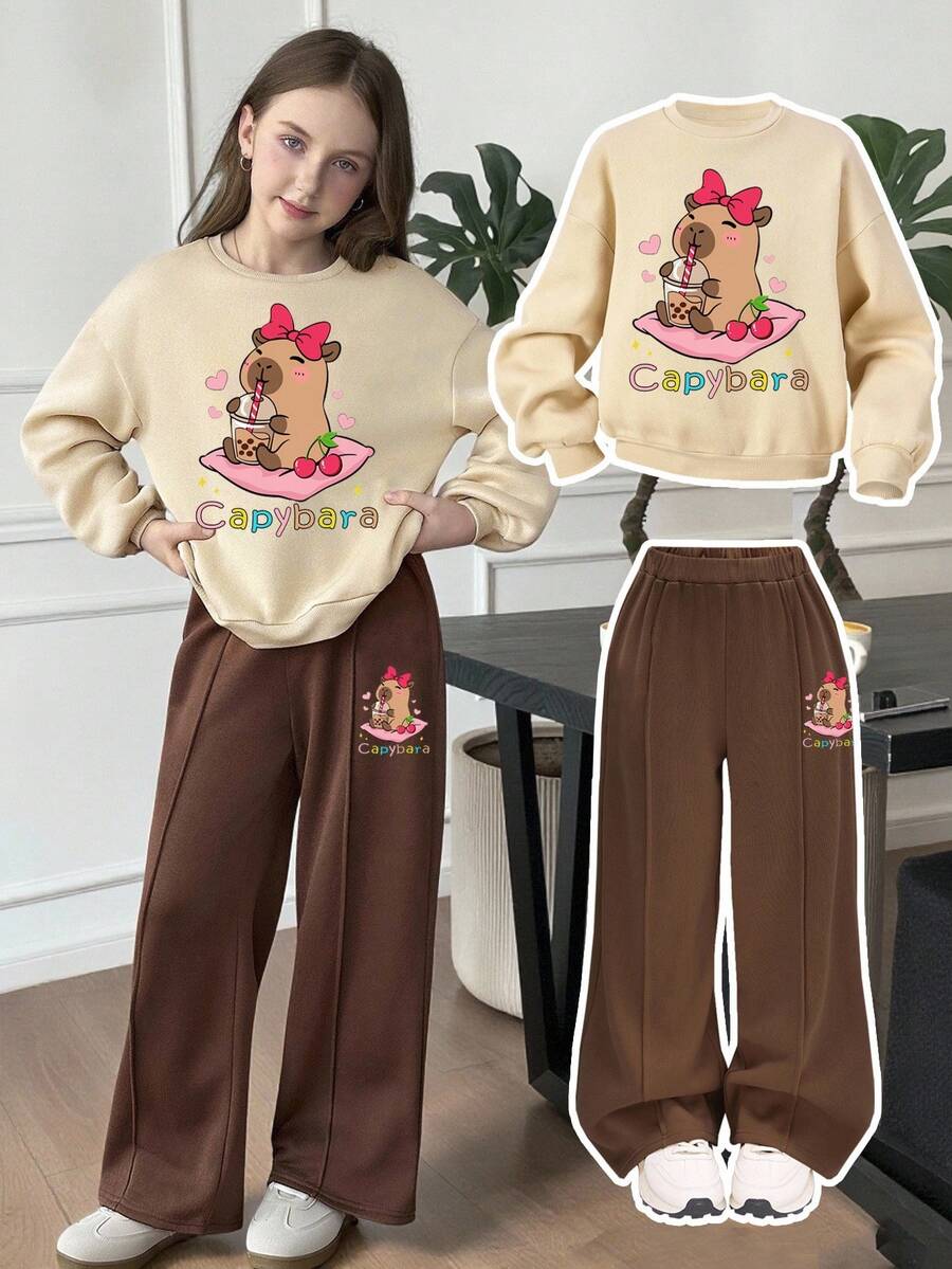 SHEIN Tween 女童休闲卡通动物印花针织纯卡其色宽松落肩长袖连帽衫和纯棕色阔腿运动裤套装,适合秋冬日常穿着 - 卡其色 - 查看 1
