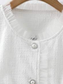 GlowEve CURVE 加大码梭织优雅通勤派对宴会仿珍珠纽扣高端网眼夹克和吊带背心连衣裙两件套 - 白色 - 查看 6