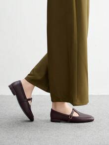 CUCCOO BIZCHIC Damen Quadratische Spitze Flache Niedriger Absatz Slip-On Loafer, Bequem & Vielseitig, Kaffee/Schwarz Farbe, Leicht für den Arbeitsweg