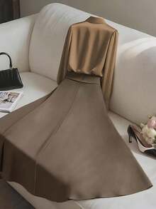 Franclia Elegant Fashion Shiny Fabric Top And Pleated Midi Skirt 2 Pieces Set, Suitable For Layering Or Standalone Wear, Autumn/Winter - Multicolor - View 2