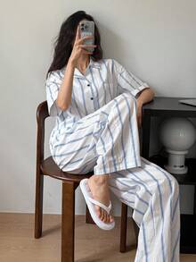 DAZY 2件套女士条纹撞色纽扣宽松短袖睡衣套装 - 藍白色 - 查看 5