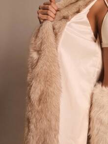 SHEIN Glamour 奢华仿皮草大衣，女士翻领开襟长袖外套，女士冬季外套，商务休闲装，机场旅行，加厚冬装，大地色系，女士冬季蓬松奢华款 - 咖啡棕 - 查看 6