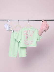 SUMWON Conjunto de verano de dos piezas para niñas con estampado de corazones, top corto y shorts tipo ciclista, ropa casual para el Día de San Valentín - Verde - Ver 1