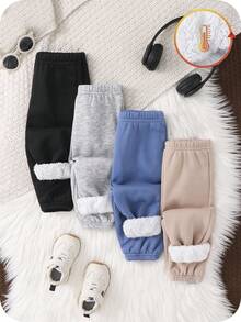 SHEIN Conjunto de 4 peças de calças de moletom térmicas forradas para bebês meninos, estilo casual, confortável e versátil, ideal para uso interno e externo, dia a dia, esportes, brincadeiras e festas no outono/inverno. Calças para bebês recém-nascidos, calças para bebês, calças de moletom para bebês. - Multicolorido - Ver 1