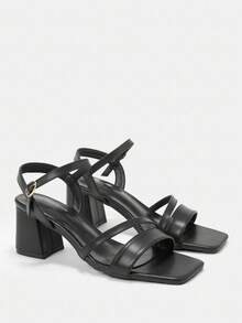 CUCCOO CURVES Sandalias casuales de ancho extra para mujer de talla grande, adecuadas para uso al aire libre, vacaciones y uso diario en verano