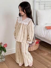 DAZY 女童碎花V领撞色拼接喇叭袖上衣和阔腿裤宽松睡衣套装，秋/春假期 - 杏色 - 查看 3