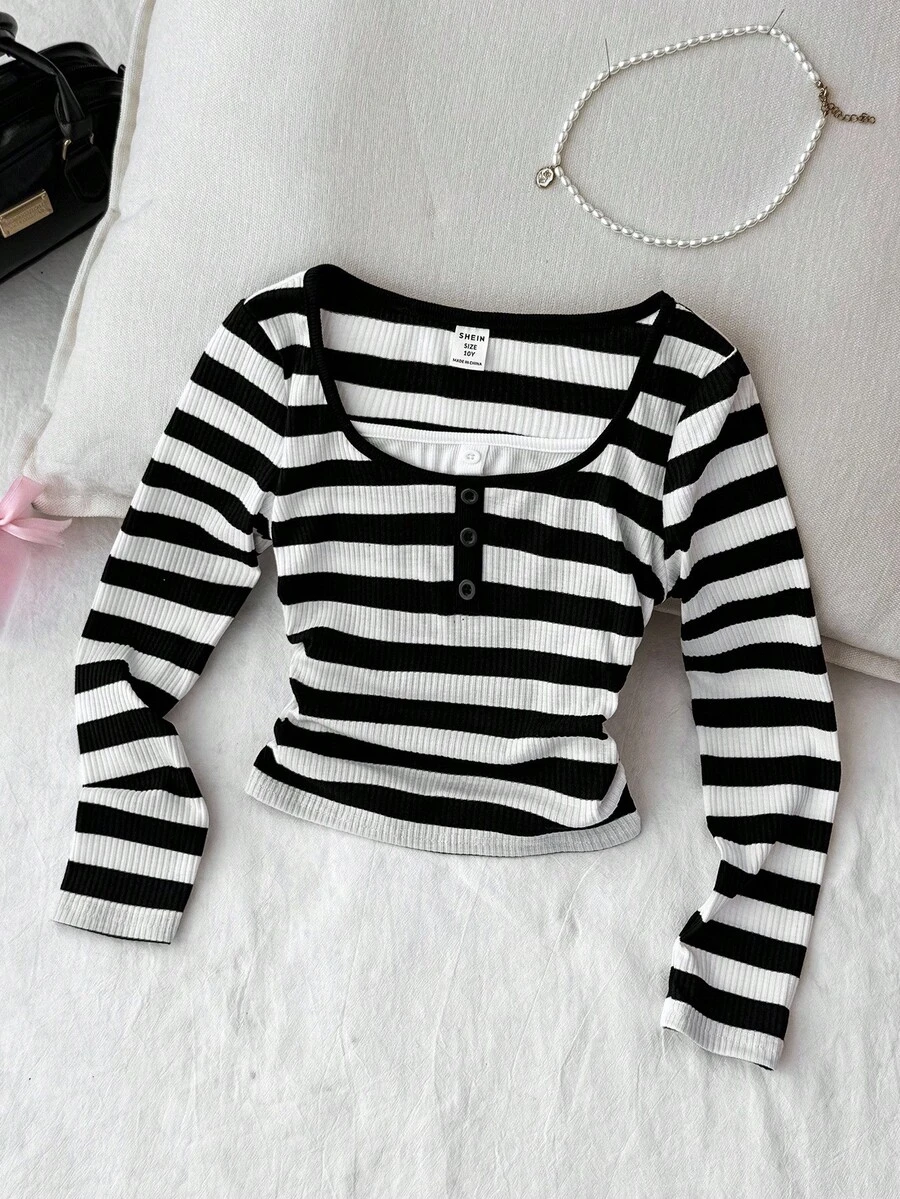 青少年女孩条纹罗纹撞色二合一纽扣腰部褶皱针织弹力长袖圆领 T 恤，休闲、居家、返校季