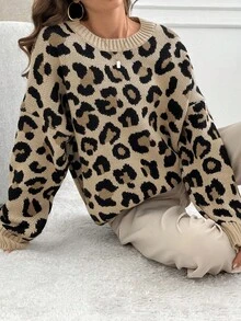 EURMUSE Woman Leopard Jacquard Print Detailed Cozy Soft Oversize Sweater - Brown - View 6