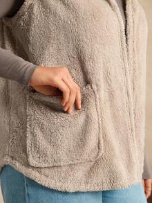 EMERY ROSE Plus Size Casual Solid Color Sleeveless Hooded Jacket, Suitable For Autumn/Winter - Apricot - View 3