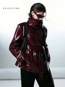 LYSMO SELECTION 2025 新款未来主义宽肩 X 型亮红色 PU 皮机车夹克，酷炫前卫，廓形挺括，修身显瘦，亮面吸睛，时尚都市风，复古与科技感完美融合，超模气质，百搭吸睛，秋冬季派对和街头穿搭的理想之选。红色皮夹克，酒红色，女士赛车服，摩托车服，足球服，圣诞节 - 酒紅色 - 查看 6