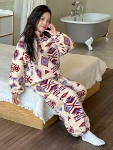 DAZY Tween Girls Geometric Pattern Collar Zip-Up Loungewear Set, Fall