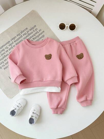 SHEIN Komplet dla dziewczynki z bluzą z długim rękawem i spodniami z nadrukiem uroczego misia w kreskówkowym stylu, swobodny na jesień/zimę