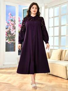 SHEIN Lacomfia 大码女式阿拉伯风格连衣裙，中式立领长袖刺绣镂空蕾丝拼接宽松舒适优雅休闲百搭 - 紫色 - 查看 3