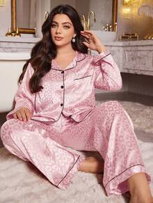 MuseNap CURVE Conjunto de pijama de talla grande con top de solapa y pantalones de estampado de leopardo de jacquard de seda sintética, ropa de otoño e invierno, conjunto de pijamas rosa - Rosa - Ver 3