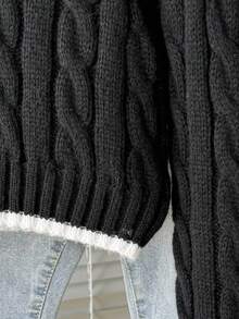 SHEIN Genkimix Kids 少女休闲V领撞色包边蝴蝶结刺绣麻花针织毛衣，秋冬季蝴蝶结毛衣，圣诞节万圣节 - 黑色 - 查看 4