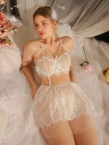 2 件女士性感蕾丝钢圈文胸套装（连衣裙和裤子） - 白色 - 查看 1