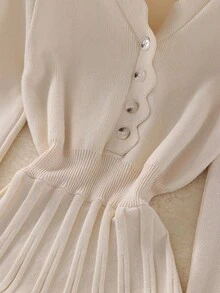 SHEIN Franclia 女式 V 领纽扣 A 字型优雅修身针织连衣裙，纯色荷叶边下摆，秋冬毛衣裙