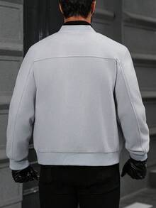 Manfinity Homme 男士成熟休闲夹克，纽扣设计，适合日常休闲、通勤、街头时尚以及春秋季节。这款夹克是男士衣橱中不可或缺的百搭单品，也是送给男朋友或老公的绝佳礼物。男士针织纽扣白色夹克，男士针织夹克，男士浅灰色夹克，男士飞行员夹克 - 淺灰色 - 查看 2