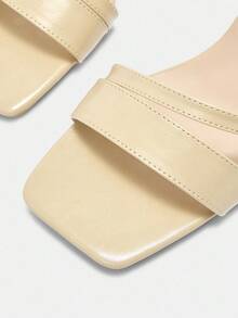 CUCCOO CURVES Plus Size Women's Wide Width Casual Sandals, Suitable For Outdoor, Vacation And Daily Wear In Summer