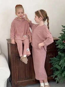 SHEIN LMoss 2pcs/Set Young Girl Hooded Sweatshirt And Pants Set With Asymmetrical Hem,Light Pink Autumn Family Matching Cozy Winter Christmas Outfits - Mauve Purple - View 4