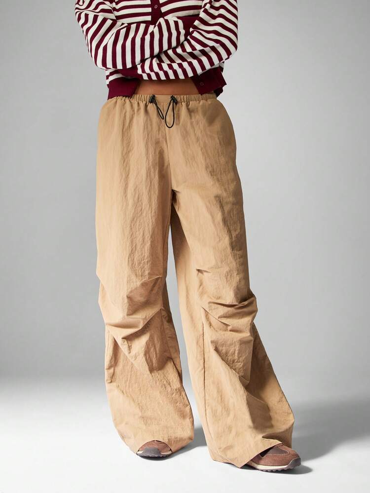 MISSGUIDED Pantaloni cargo a gamba larga con coulisse e tasche applicate