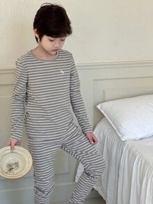 DAZY 男童舒适条纹圆领长袖上衣和裤子睡衣套装，秋季保暖内衬，冬季 - 灰色 - 查看 1