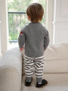 SHEIN 幼儿男童毛衣套装，狐狸条纹提花宽松毛衣两件套，适合秋冬季