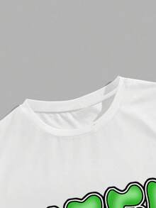 Manfinity EMRG Herren Große Größen Set aus Grafik-Muster Rundhals Kurzarm T-Shirt und Shorts mit Kordelzug