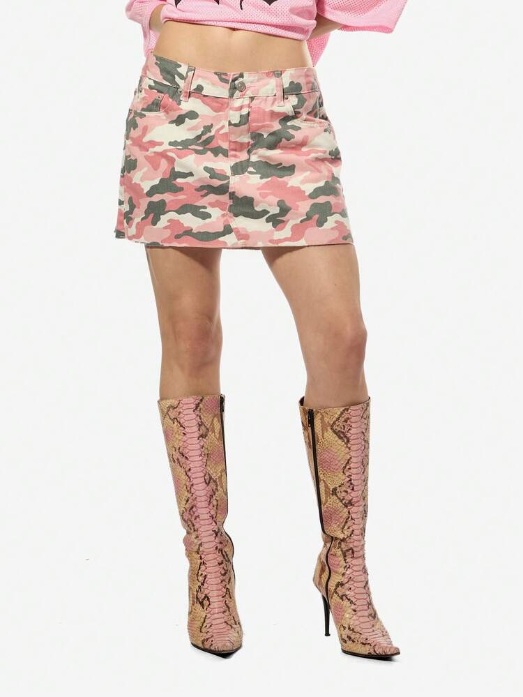 SUMWON WOMEN Mini-jupe en jean à imprimé camouflage avec ourlet brut