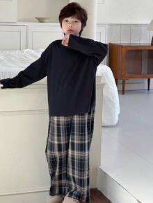DAZY Tween Girl Casual Solid Color Long Sleeve Top And Plaid Pants Pajama Set, Autumn - Navy Blue - View 3