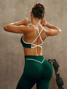 Dewbera Seamless High Elasticity Women Sports Bra & Leggings Set - Dark Green - View 5