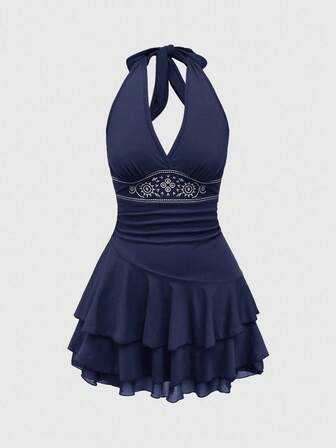 Abito corto da donna con collo a canottiera, orlo a strati, ricamato con totem solare hippie