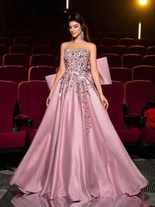 Glamrae 优雅奢华刺绣珍珠亮片花卉贴花大蝴蝶结设计性感露肩超长连衣裙，超大裙摆，适合婚礼、派对、舞会、度假、舞会礼服（重饰） - 藕粉色 - 查看 6