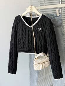 SHEIN Genkimix Kids 少女休闲V领撞色包边蝴蝶结刺绣麻花针织毛衣，秋冬季蝴蝶结毛衣，圣诞节万圣节 - 黑色 - 查看 3