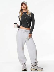 GLOWMODE 复古水洗比马棉齐腰长袖上衣，带拇指孔，适合健身房、工作室、徒步、运动、日常休闲装 - 深灰色 - 查看 6