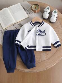 SHEIN 2pcs/Set Boys American Style Baseball Jacket Outfit, White & Blue Contrast Letter Print Jacket + Jogger Pants, Autumn/Winter