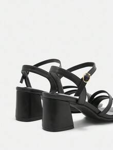 CUCCOO CURVES Sandalias casuales de ancho extra para mujer de talla grande, adecuadas para uso al aire libre, vacaciones y uso diario en verano