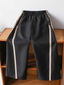 Tween Boys' Black Loose Wide Leg Pants, Featuring Side Stripe & English Letter Print Pattern, Relaxed Fit, Comfortable & Stylish For Spring/Summer - Black - View 1