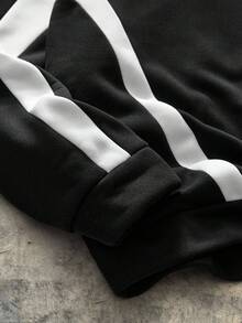 AXEPEAK Plus Size Men's Colorblock Graphic Print Pullover Hoodie Sweatshirt - Black and White - View 5